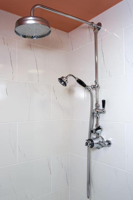 Seaside Escape Apartment Portsmouth Bagian luar foto